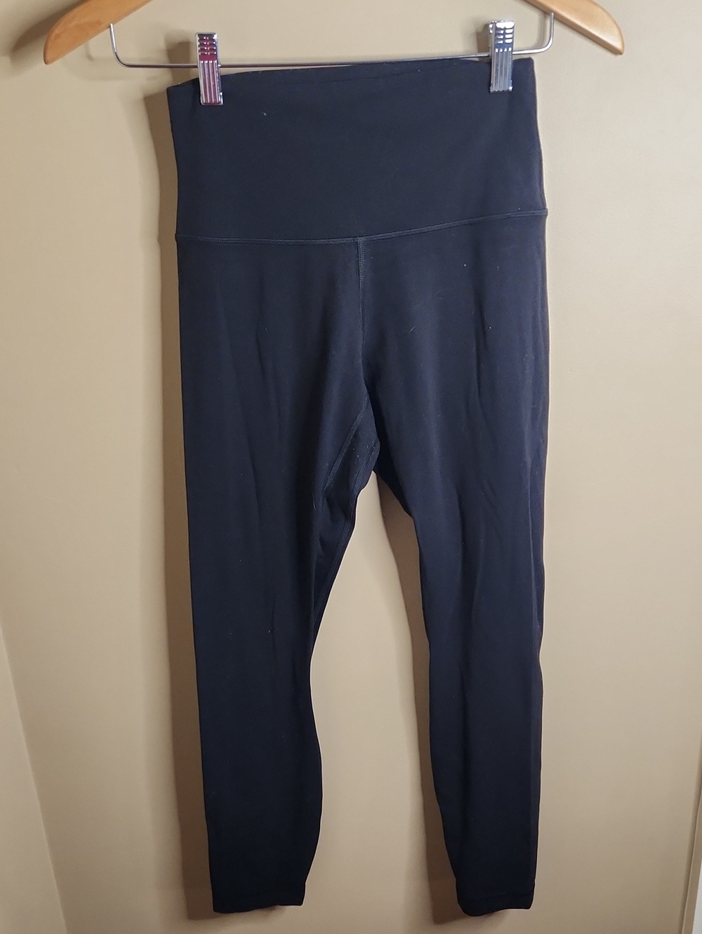 Lululemon Align Pant II 25" in Black. Size 6. #W5CT3S